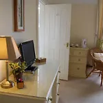 Cawthorne House 4*