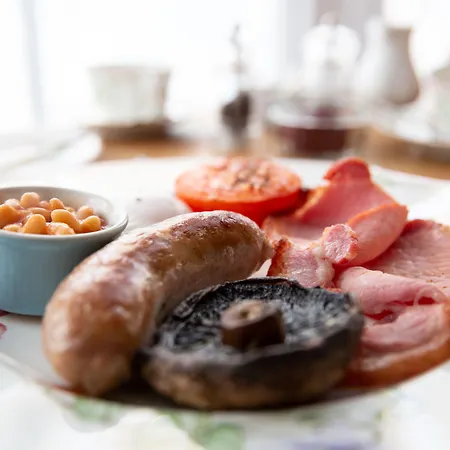 Cawthorne House Pensión 4*